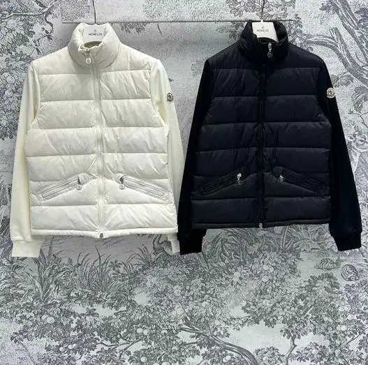 Moncler S-XL 26yr227